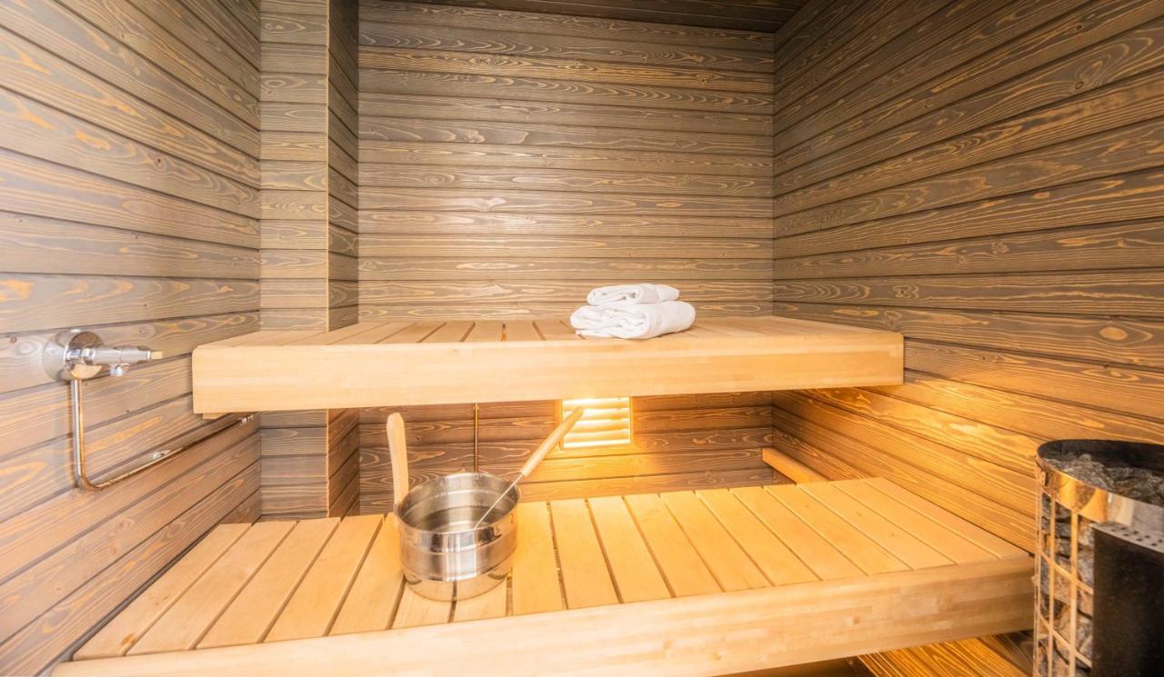 Vanha Postitalo Varkaus Exteriör bild