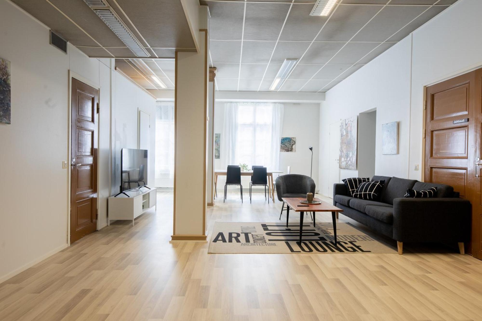 Vanha Postitalo Varkaus Exteriör bild